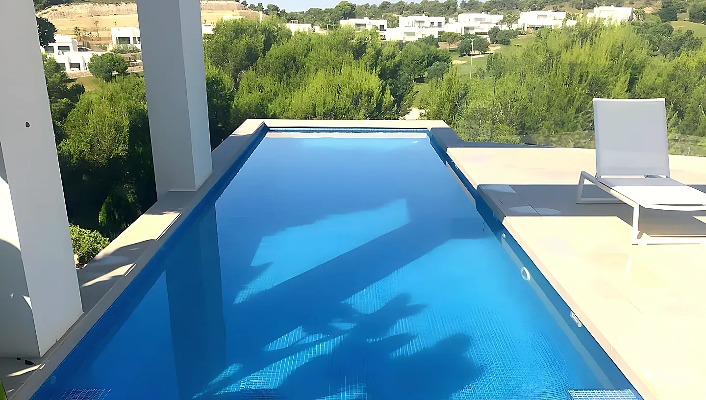 Concrete pool built by ORIGEN near Torrevieja